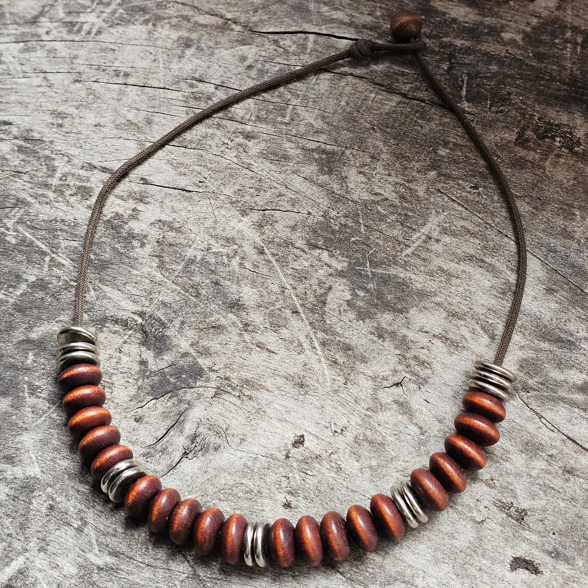 Vintage 1980s 1990s Aarikka Finnish Wooden Brown & Silver Tone Rondel Bead Necklace