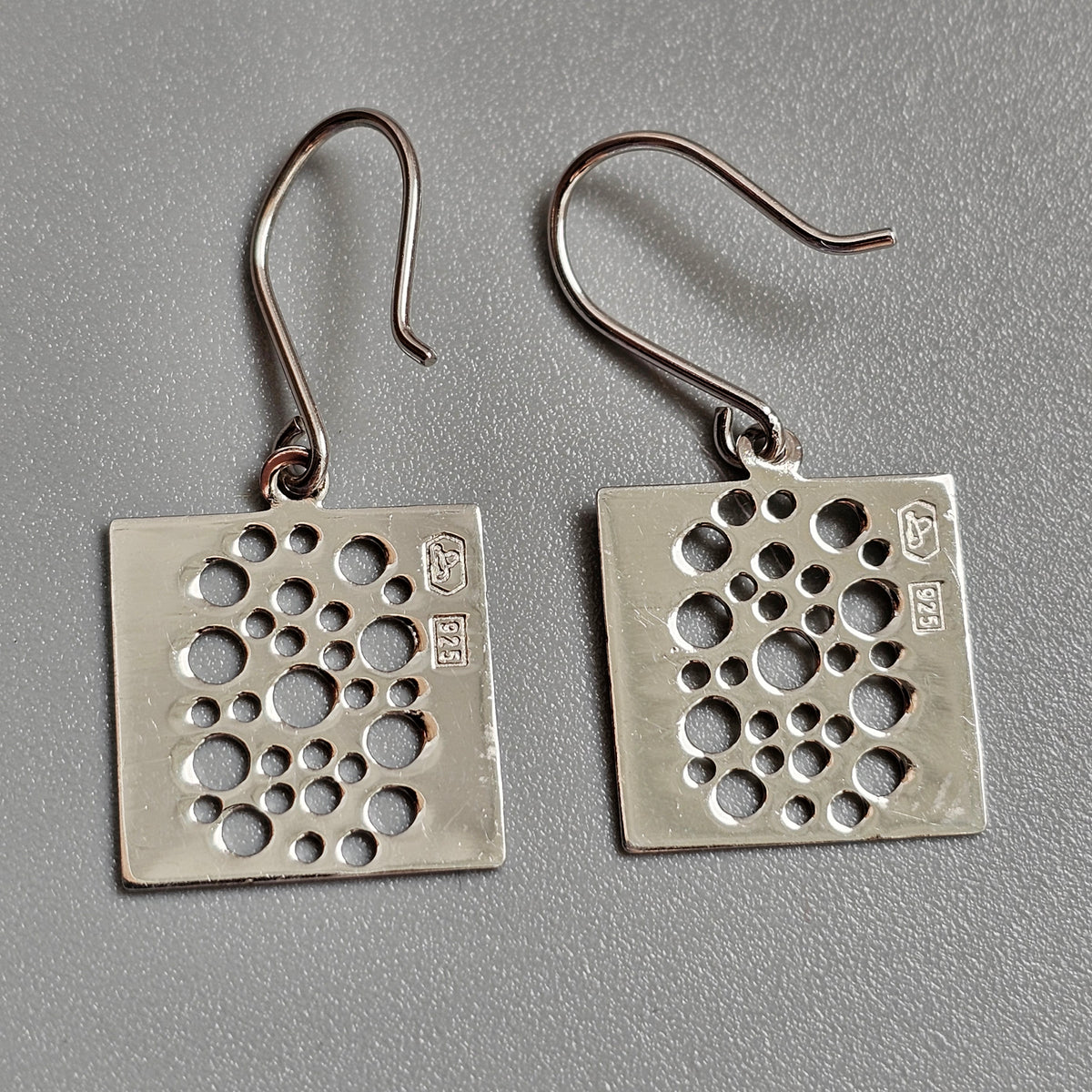 Finnish Liisa Vitali Pitsi Ants Trail Lace Sterling Silver Dangle Earrings