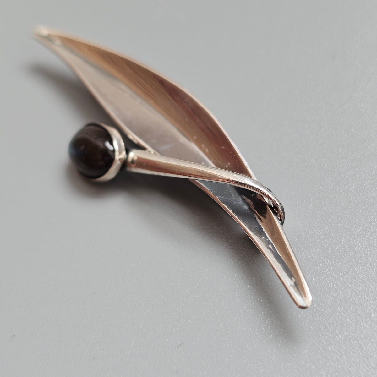 Vintage Finnish Modernist Silver & Spectrolite Flower Brooch by Elis Kauppi Kupittaan Kulta