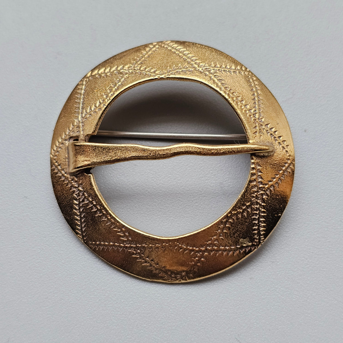 Vintage Kalevala Koru Ilomantsin Solki Bronze Folk Brooch