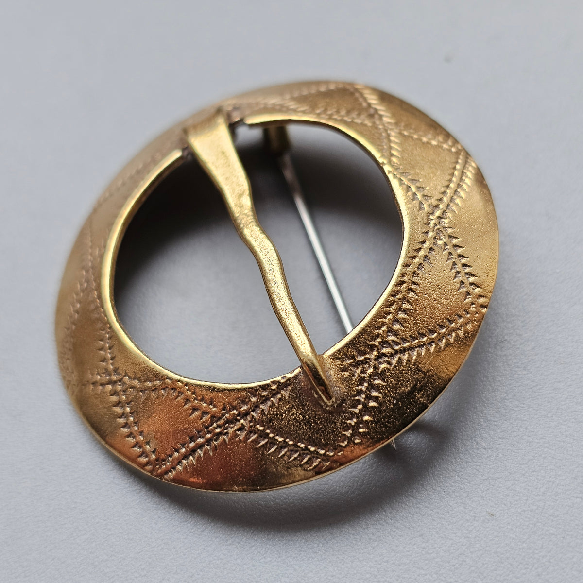 Vintage Kalevala Koru Ilomantsin Solki Bronze Folk Brooch