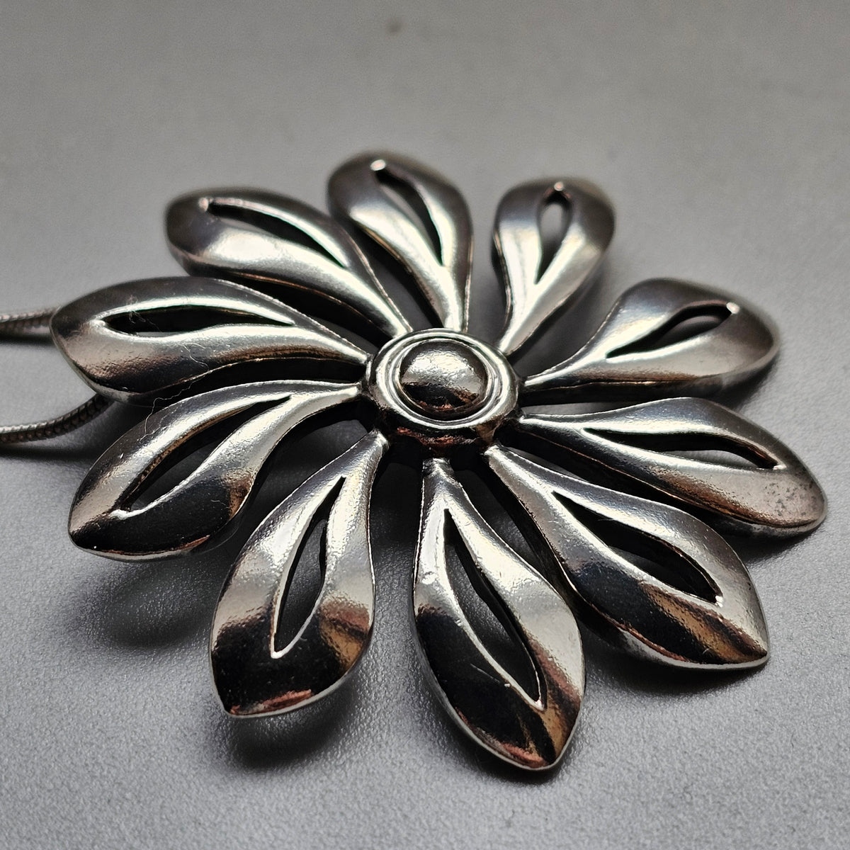 Vintage 1980s Richard Aaboe Danish Sterling Silver Flower Pendant