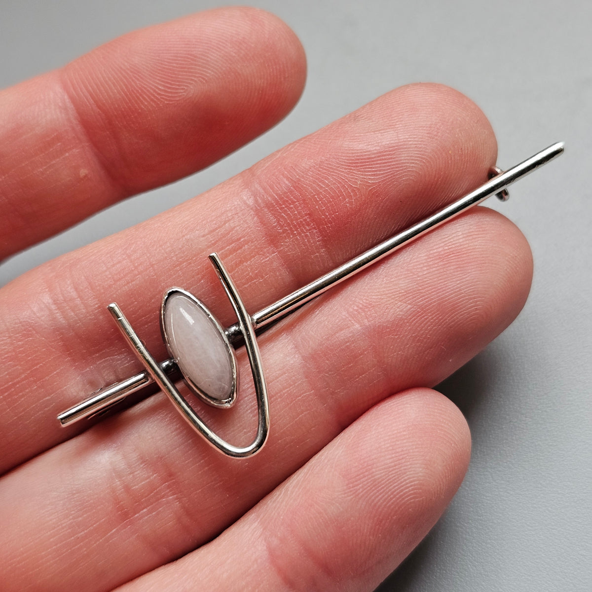 Vintage 1960s Holger Lindström Finnish Silver Rose Quartz Bar Brooch 1969
