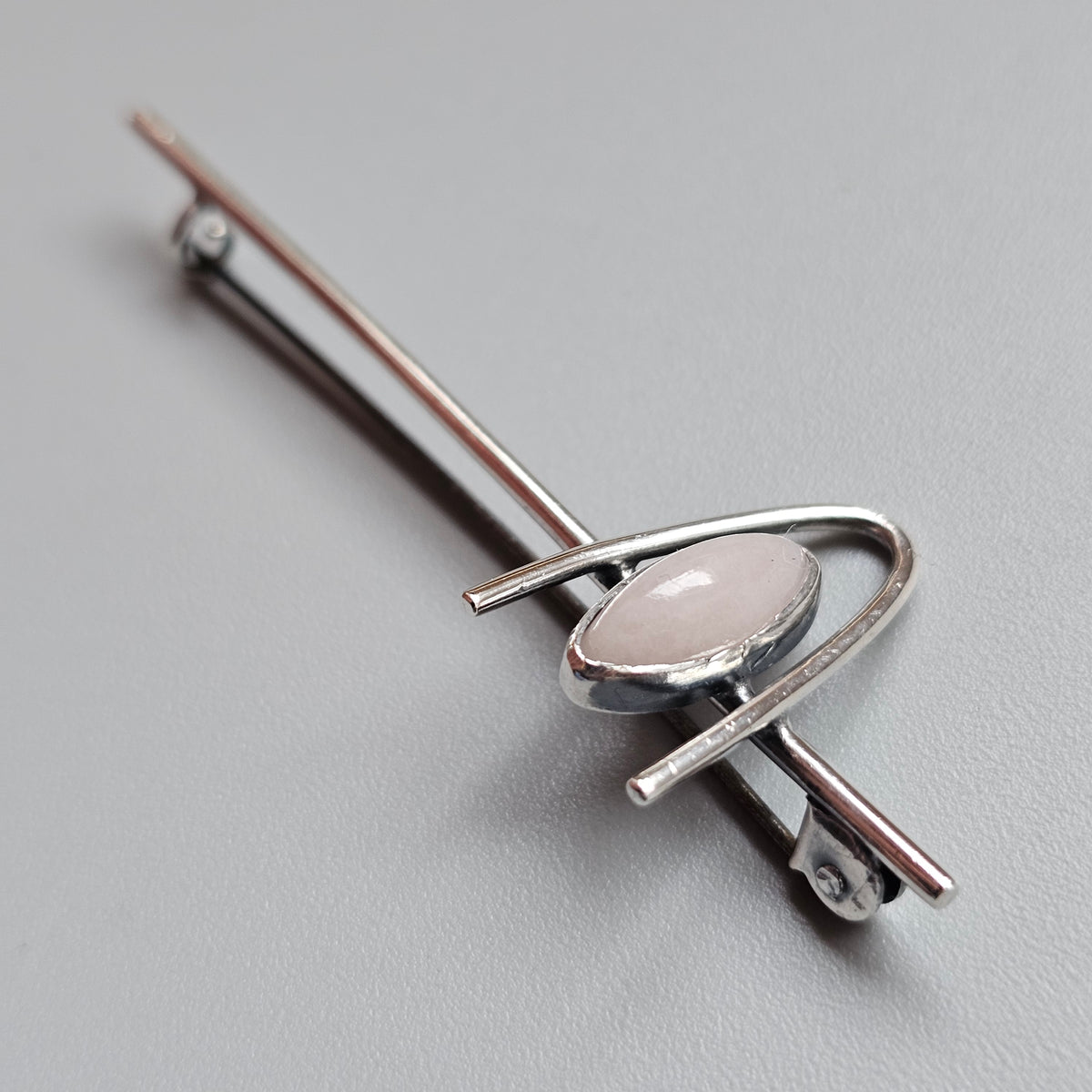 Vintage 1960s Holger Lindström Finnish Silver Rose Quartz Bar Brooch 1969
