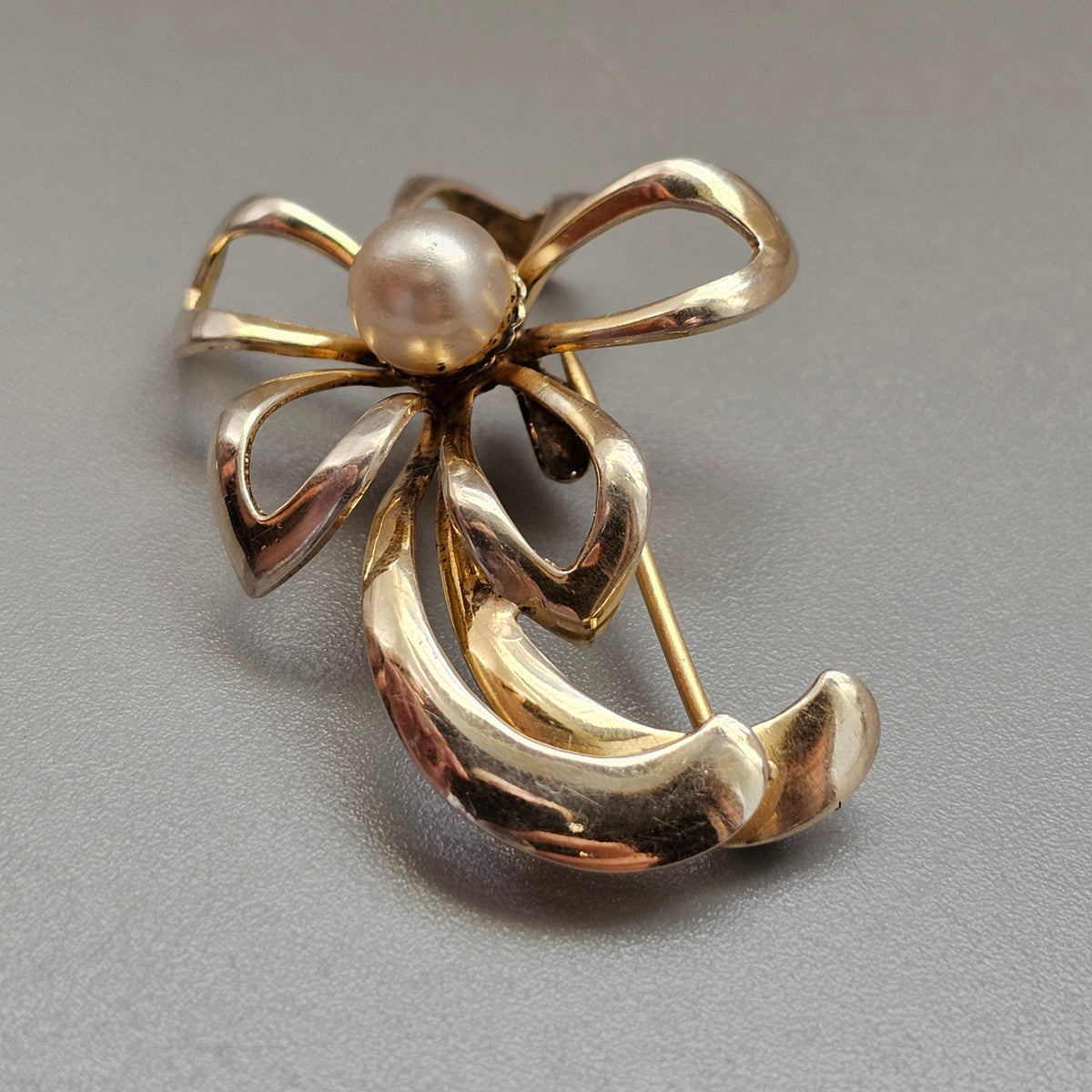 Vintage 1950s Elis Kauppi Kupittaan Kulta Gilt Silver Faux Pearl Flower Brooch