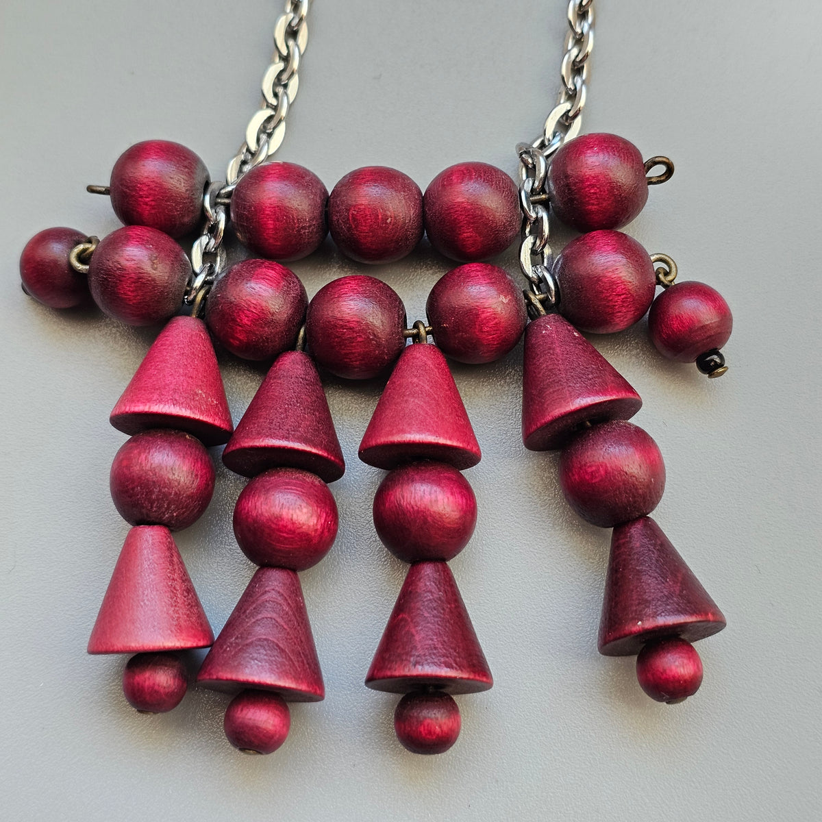 Vintage 1970s Ibero Finland Burgundy Red Wooden Bead Dangle Necklace