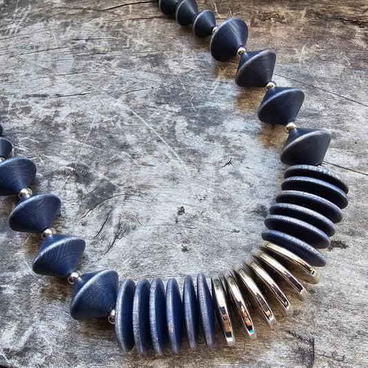 Vintage 1990s Aarikka Finland Navy Blue Wooden Beaded Necklace