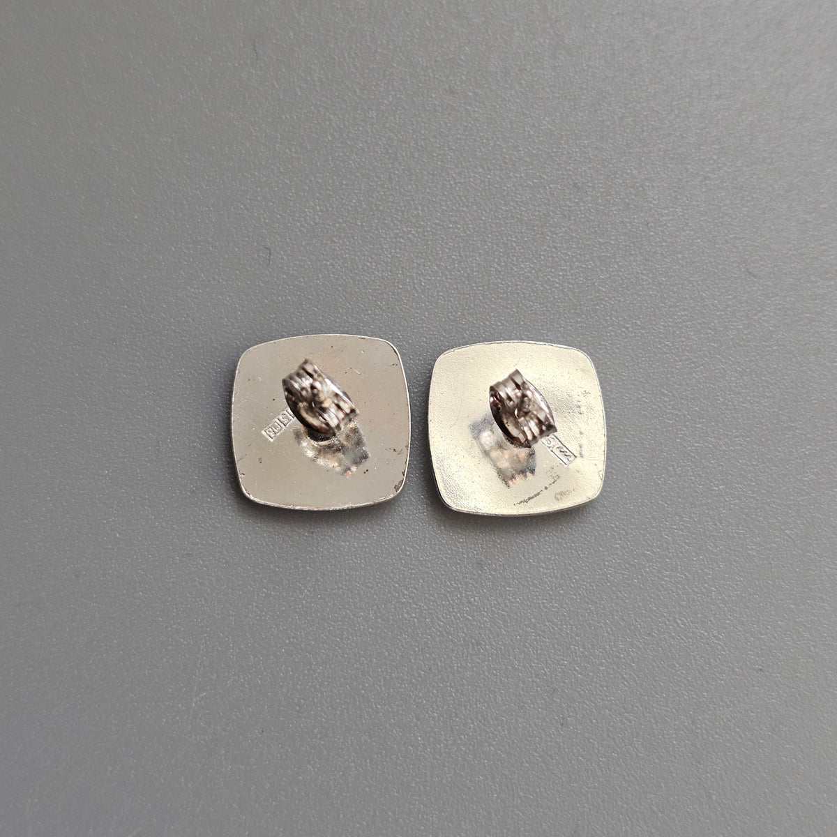 Vintage 1980s Finnfeelings Finnish Sterling Silver Modernist Stud Earrings 1989
