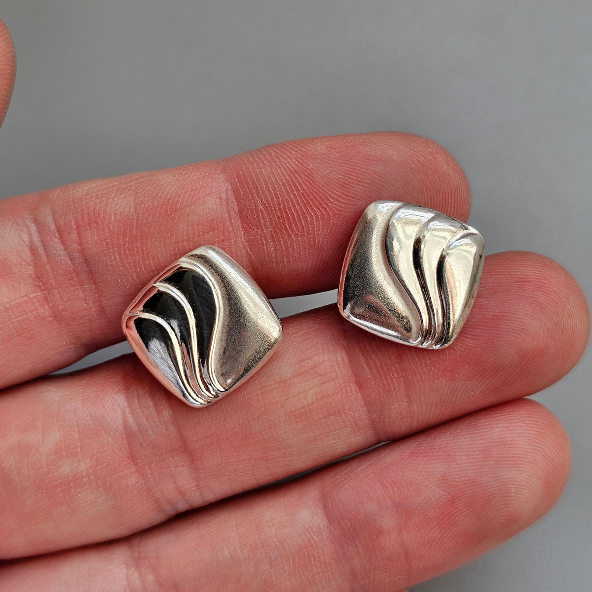 Vintage 1980s Finnfeelings Finnish Sterling Silver Modernist Stud Earrings 1989