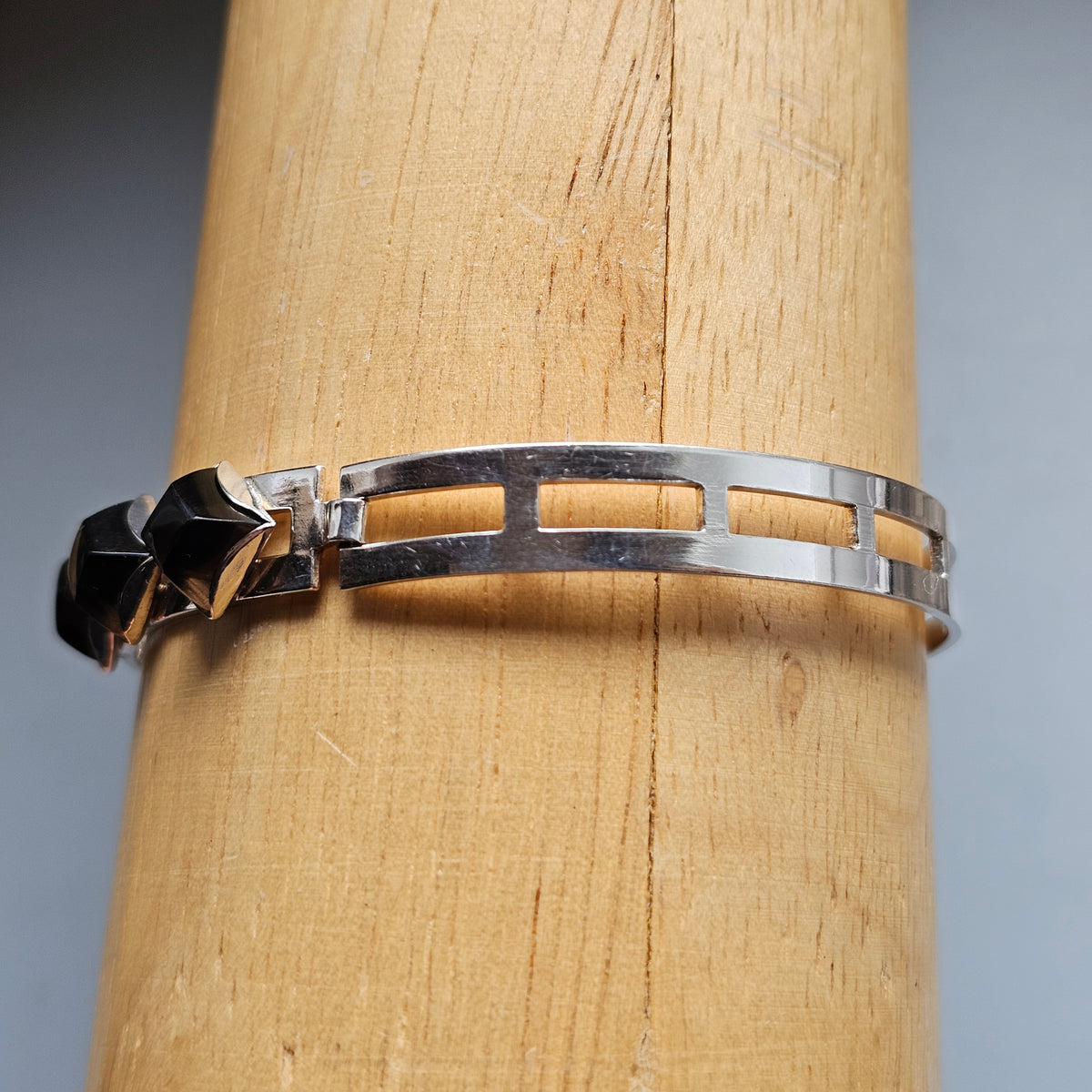 Vintage 1960s Turun Hopea Finnish Silver Smoky Quartz Modernist Bangle 1966