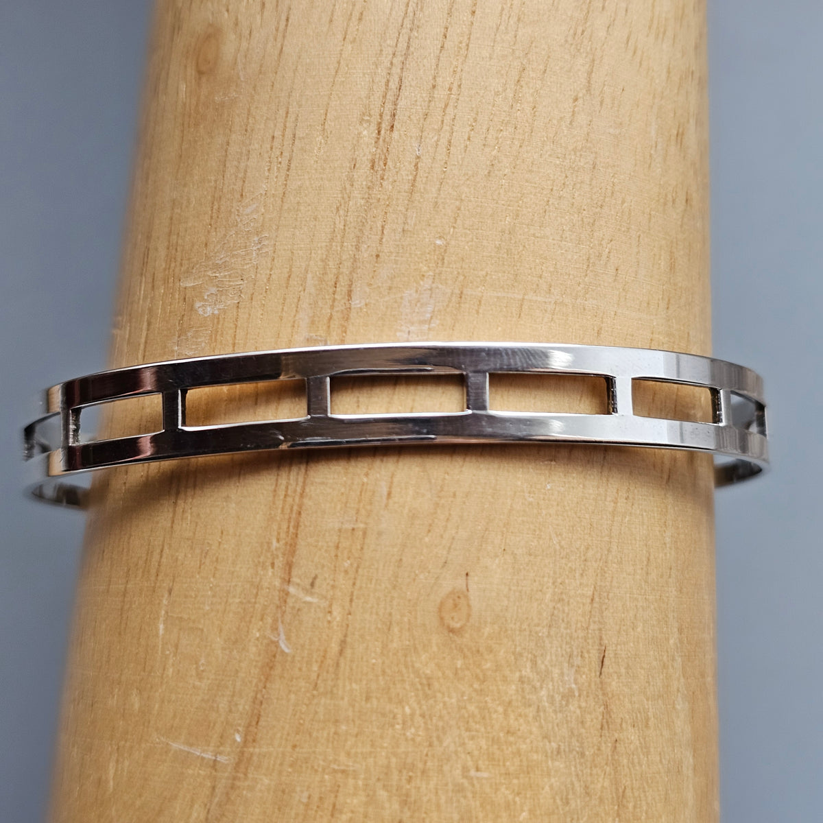Vintage 1960s Turun Hopea Finnish Silver Rose Quartz Modernist Bracelet 1962