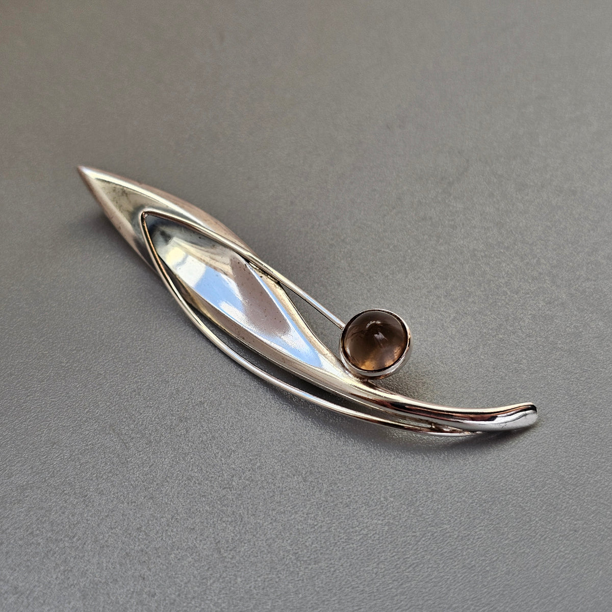 Smaller Finnish 1960s Modernist Silver Smoky Quartz Flower Brooch by Elis Kauppi Kupittaan Kulta 1960