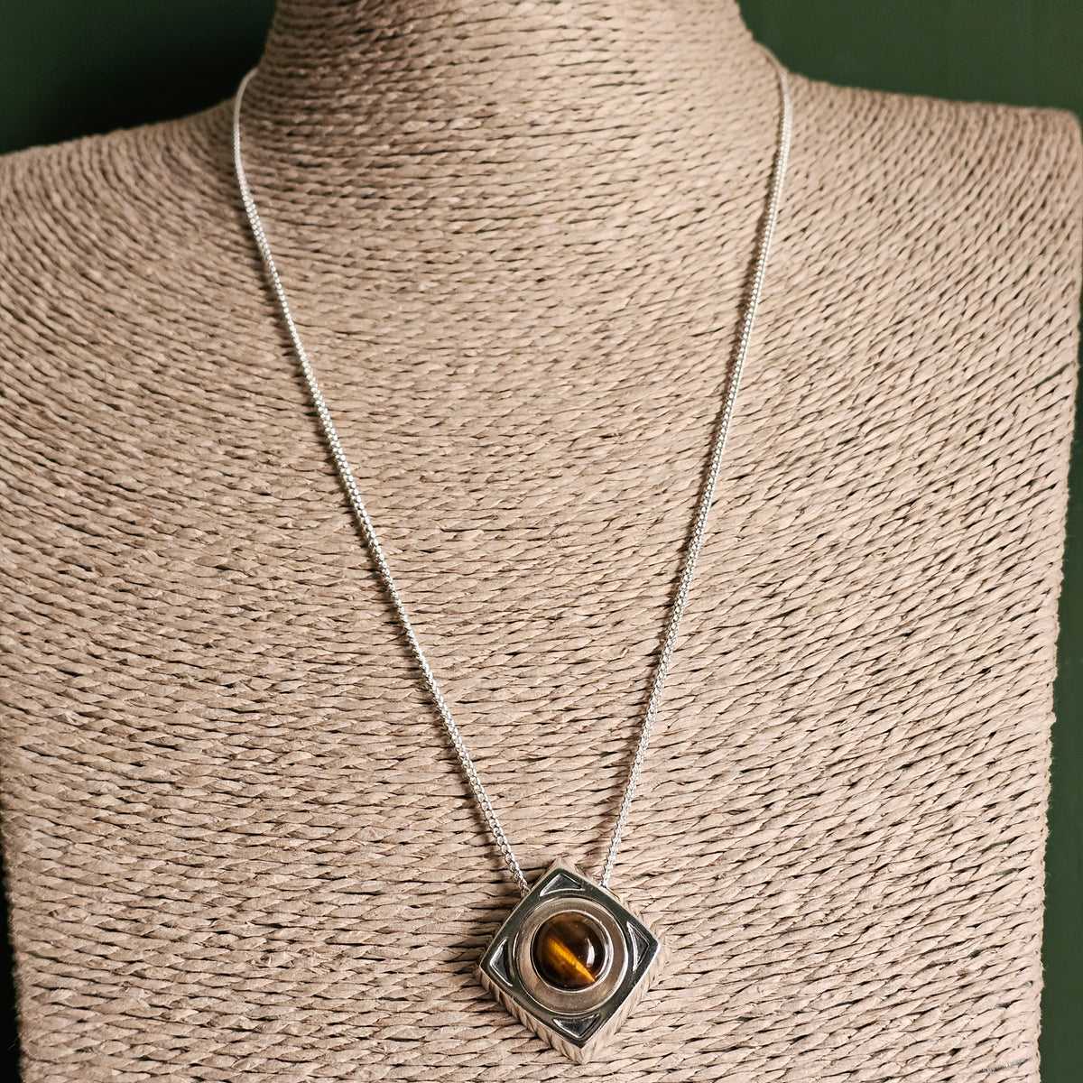 Vintage 1960s 1970s Martti Viikinniemi Finnish Silver Tiger's Eye Necklace