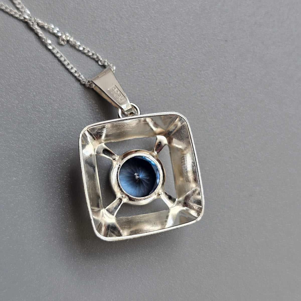 Vintage Finnish Sterling Silver Synthetic Blue Spinel Modernist Necklace