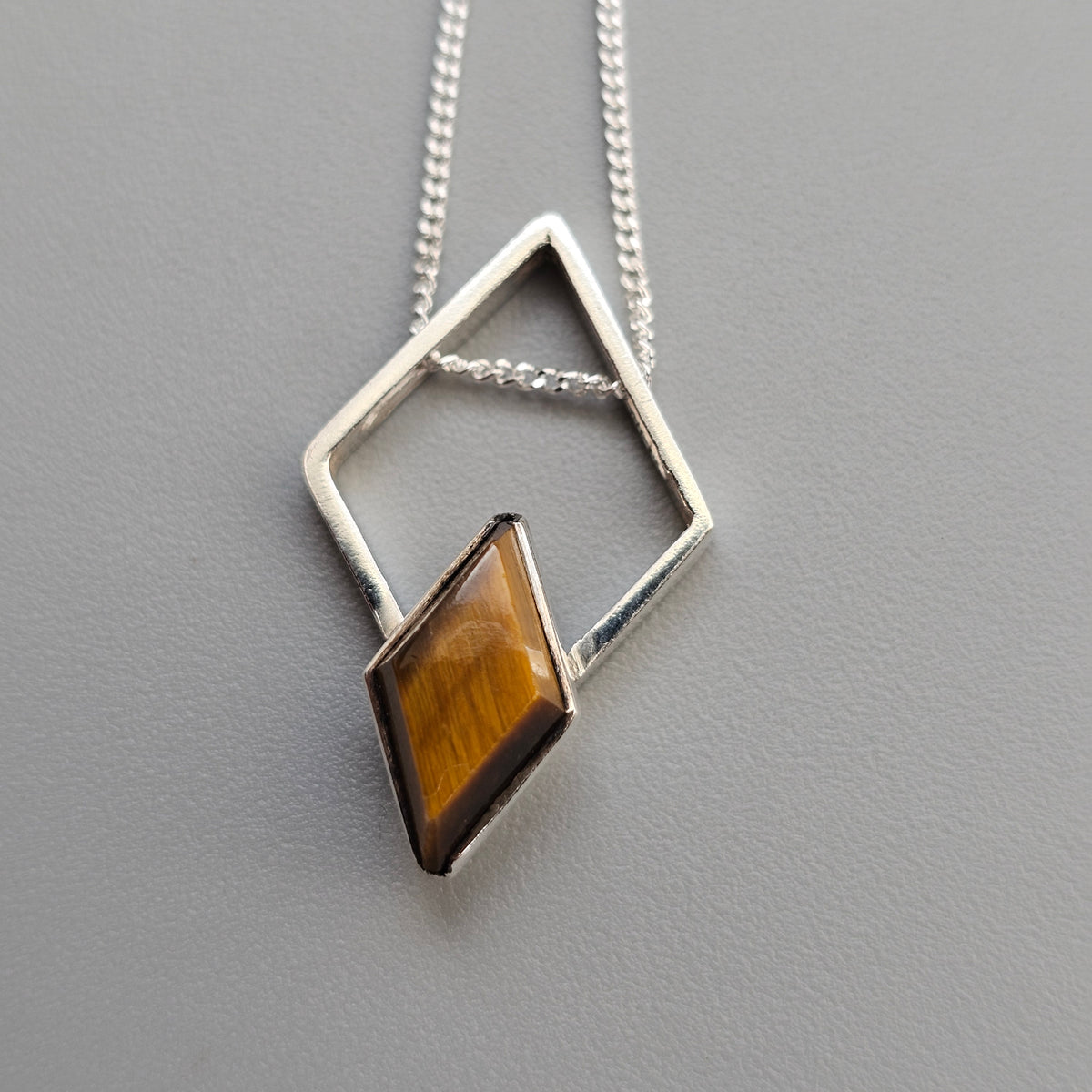Vintage Martti Viikinniemi Finnish Silver Tiger's Eye Geometric Necklace