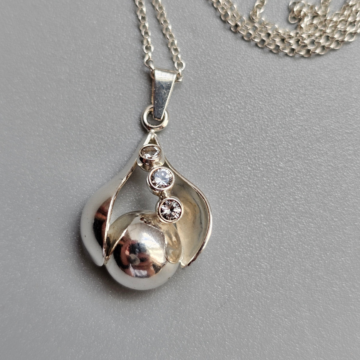 Vintage Finnish Modernist Sterling Silver White Topaz Necklace by Kultaseppä Salovaara