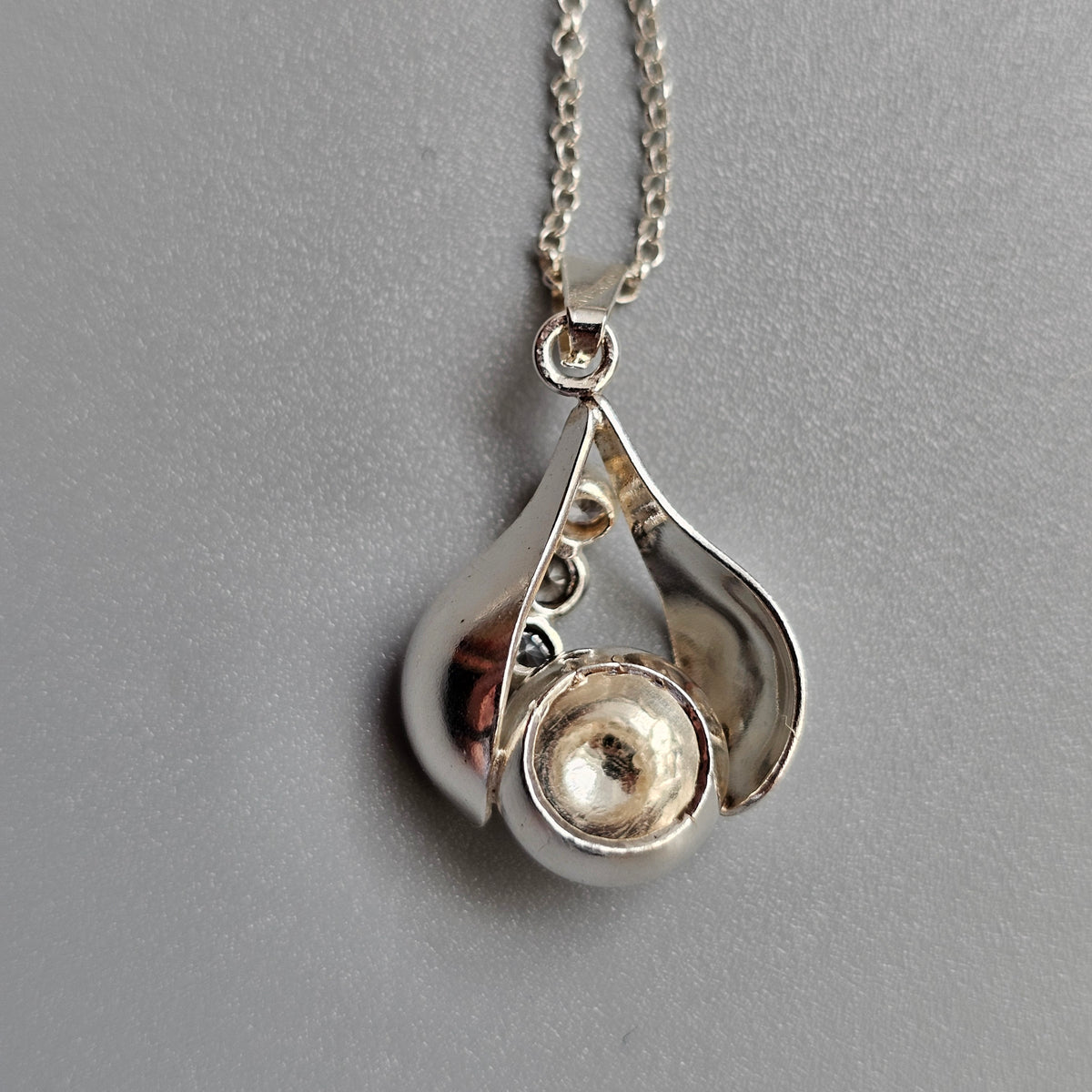 Vintage Finnish Modernist Sterling Silver White Topaz Necklace by Kultaseppä Salovaara
