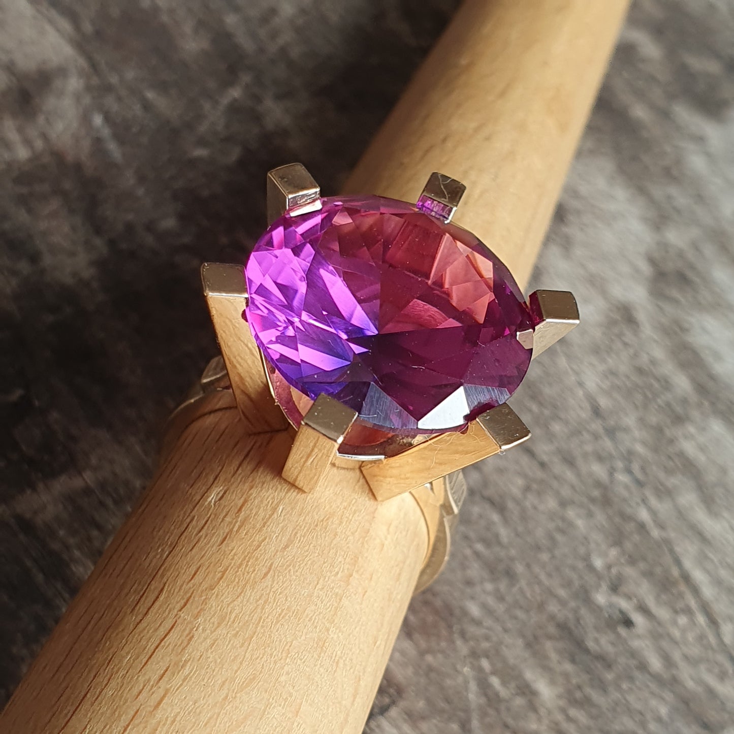 Vintage Danish Modernist 14ct & Lab-Created Alexandrite Ring by Erik S. Cohn-Pålsson - Copenhagen