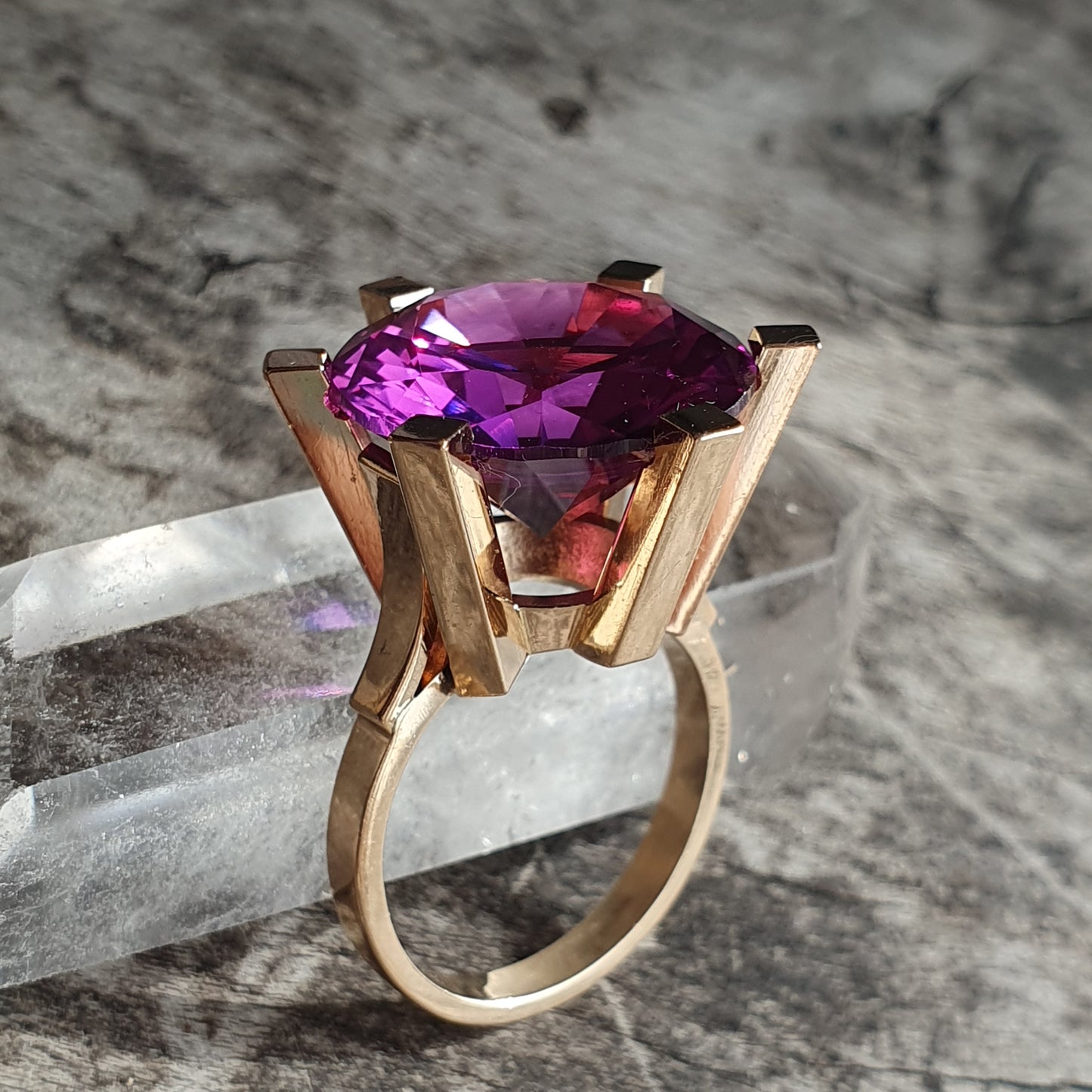 Vintage Danish Modernist 14ct & Lab-Created Alexandrite Ring by Erik S. Cohn-Pålsson - Copenhagen