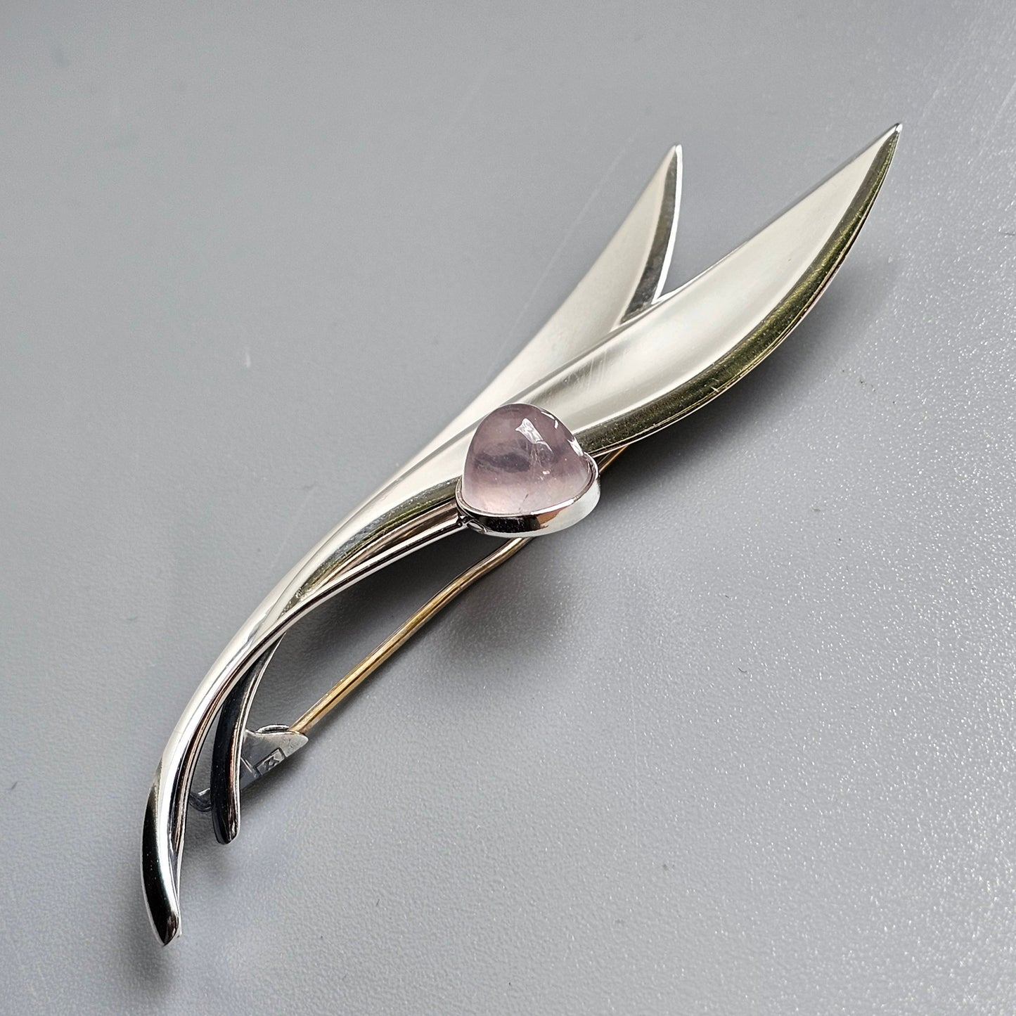 1960s Vintage Modernist Silver Rose Quartz Flower Brooch by Elis Kauppi for Kupittaan Kulta 1960