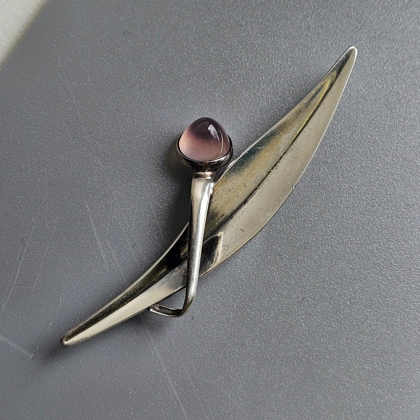 1960s Vintage Modernist Silver Rose Quartz Flower Brooch by Elis Kauppi for Kupittaan Kulta