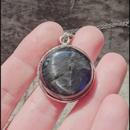 Vintage Modernist Style Finnish Silver & Spectrolite Necklace by Reijo Kettunen