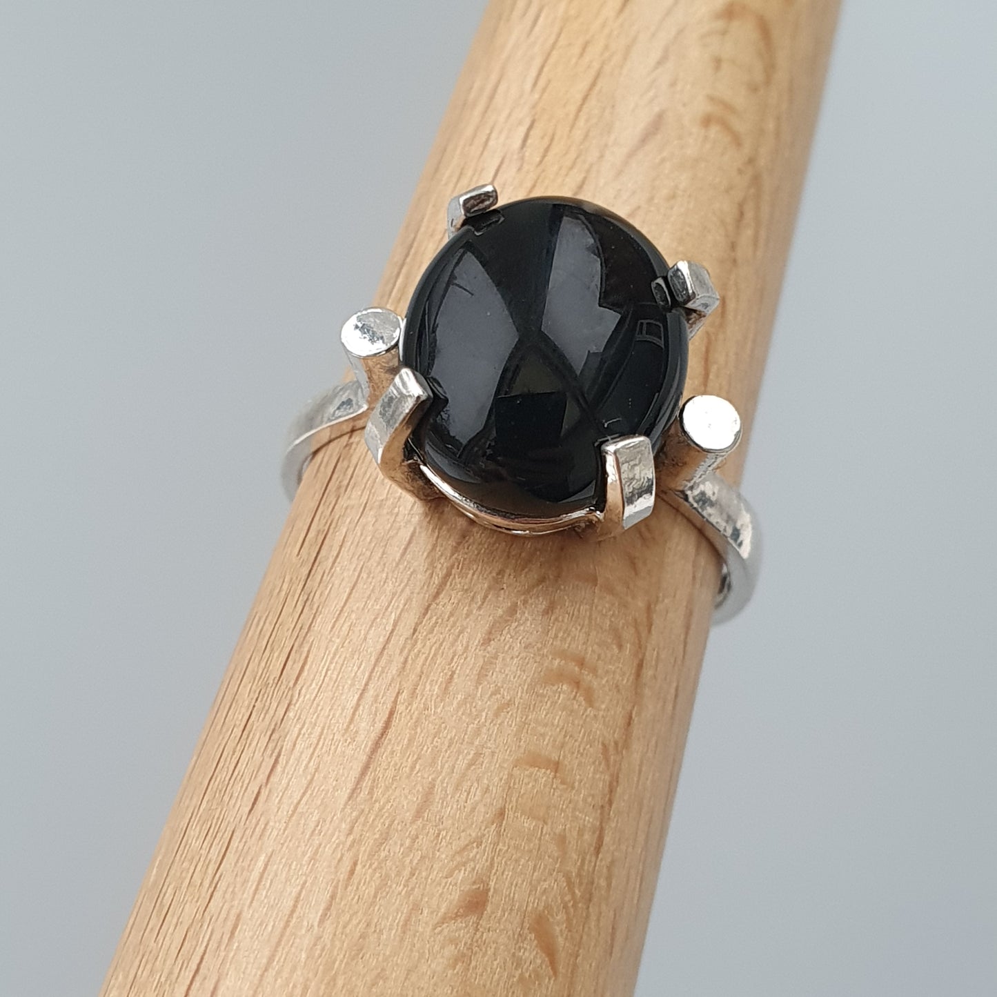 1990s Silver & Onyx Ring