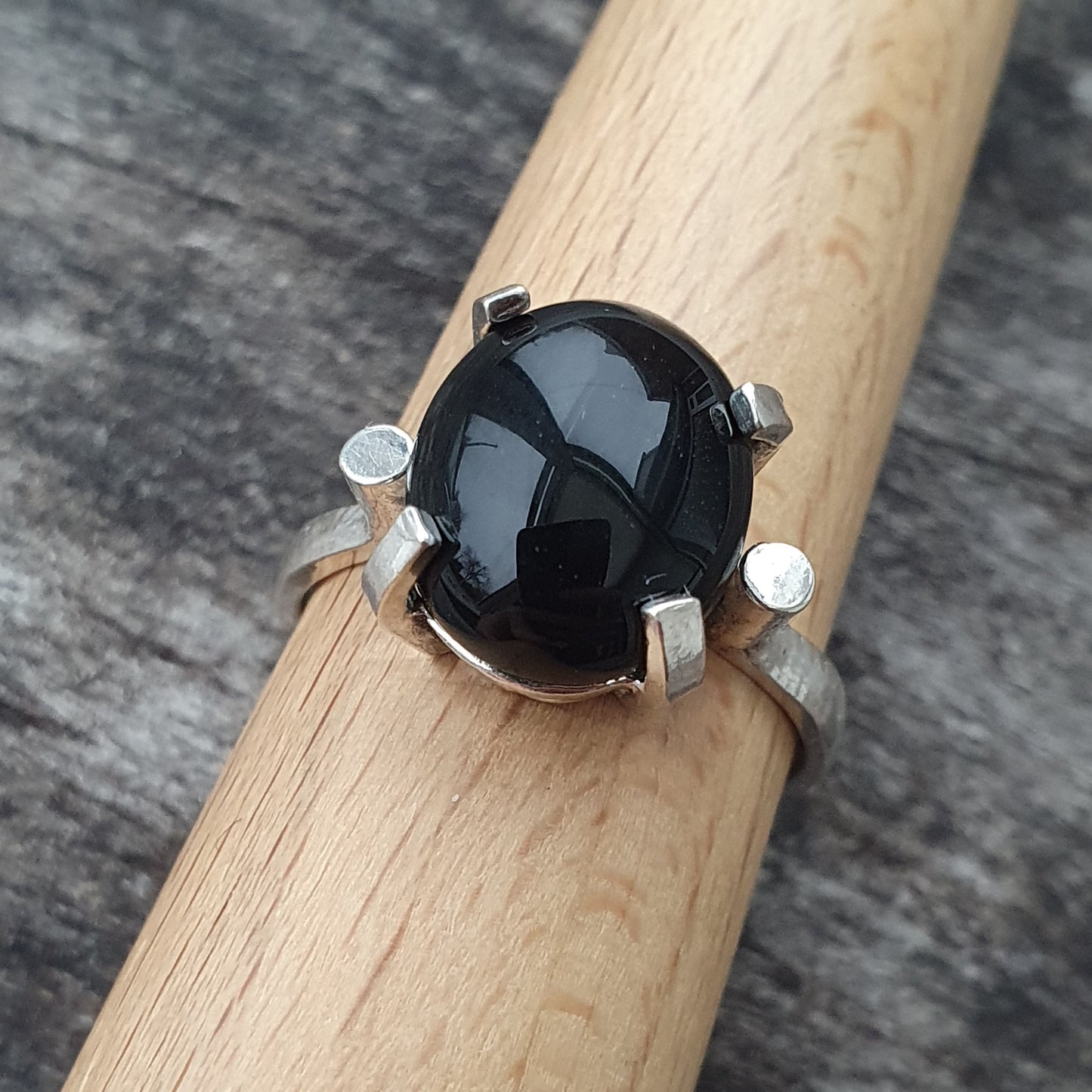 1990s Silver & Onyx Ring